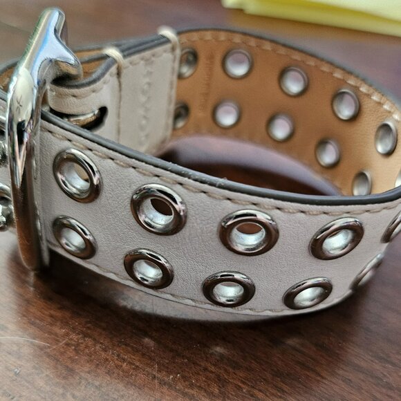 Coach 96569 Grommet Buckle Bracelet White Leather - Picture 3 of 7